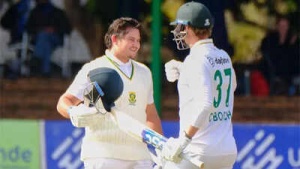 South African Teen Lhuan-dre Pretorius Shatters 48-Year-Old Record with Debut Test Century